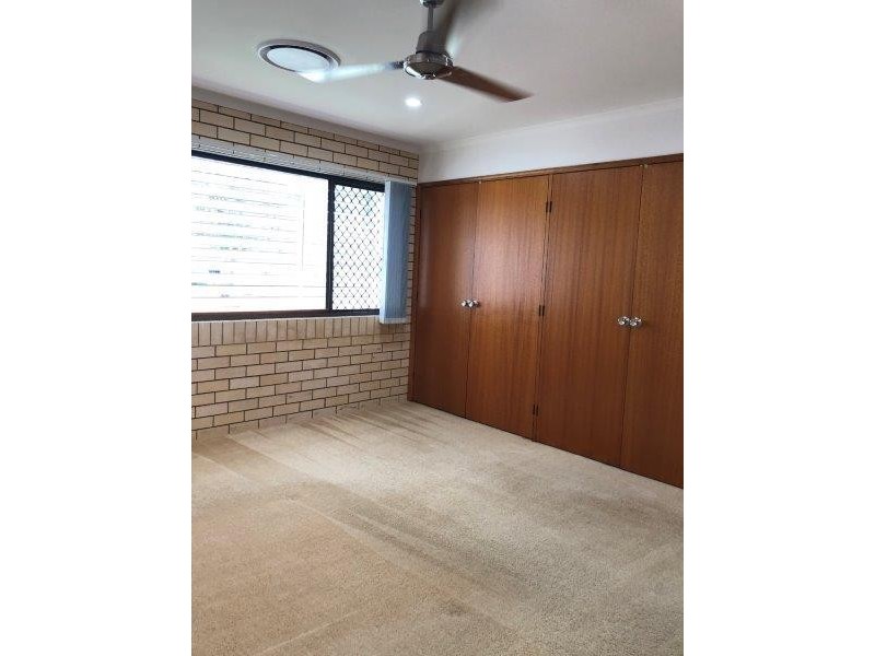 91 Miller Street, Urangan QLD 4655