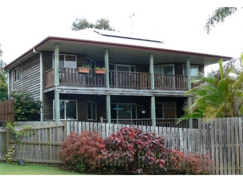 6 Flinders, Point Vernon QLD 4655