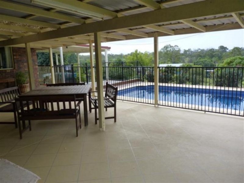 54 Straits Outlook, Craignish QLD 4655