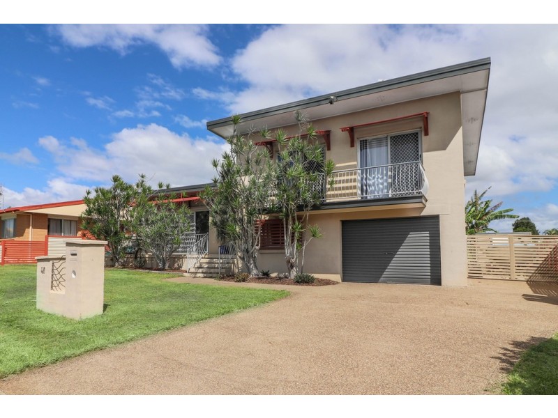 49 Taylor Street, Pialba QLD 4655