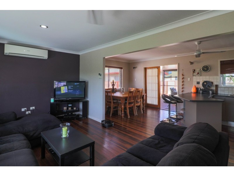 49 Taylor Street, Pialba QLD 4655