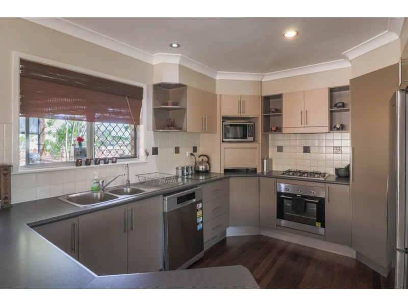 49 Taylor Street, Pialba QLD 4655