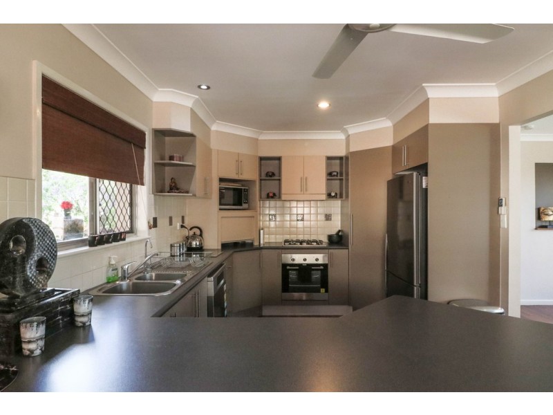 49 Taylor Street, Pialba QLD 4655