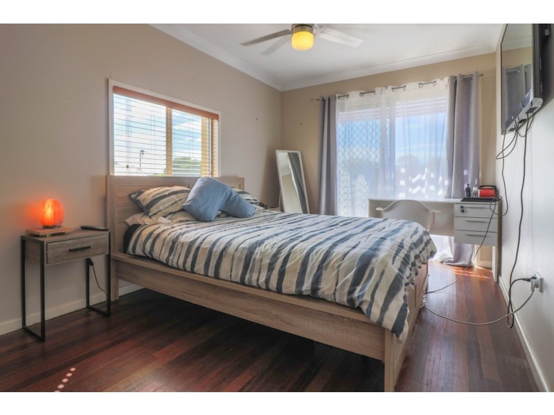 49 Taylor Street, Pialba QLD 4655