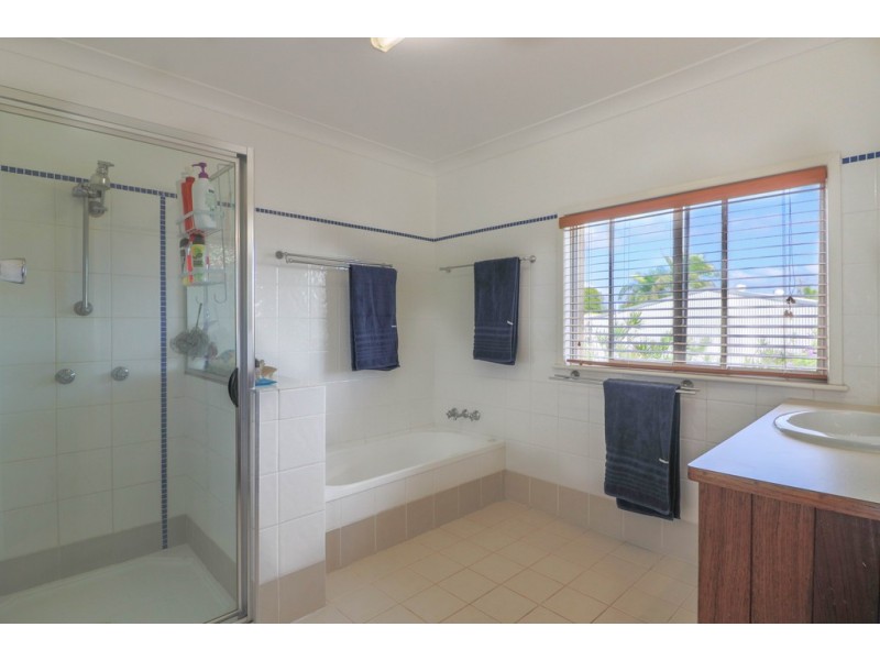 49 Taylor Street, Pialba QLD 4655