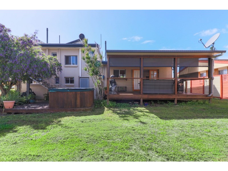 49 Taylor Street, Pialba QLD 4655