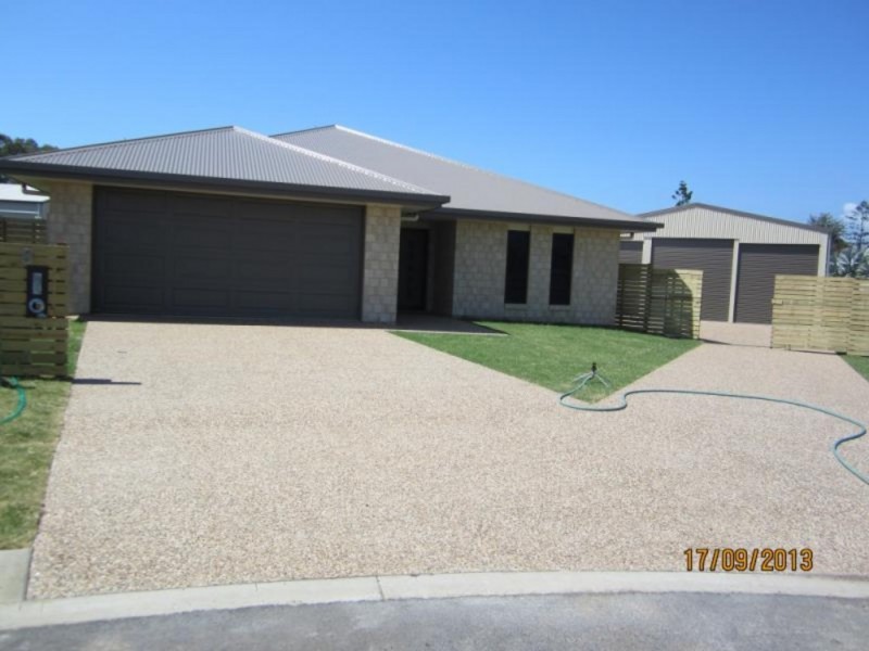 8 Belleni Court, Point Vernon QLD 4655