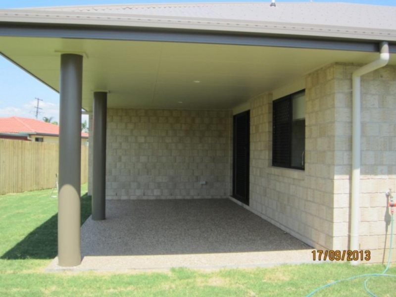 8 Belleni Court, Point Vernon QLD 4655