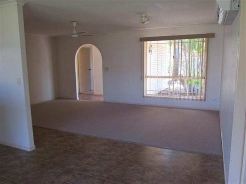 6 Brolga Court, Eli Waters QLD 4655