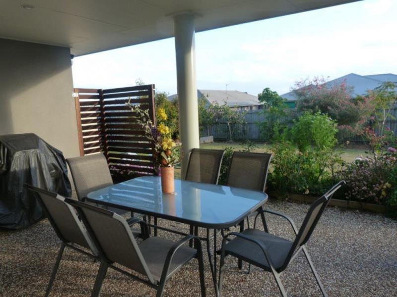 7 McIntyre Court, Urraween QLD 4655