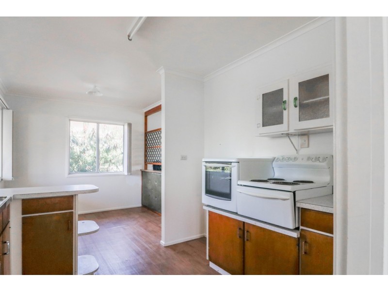 52 Long Street, Point Vernon QLD 4655