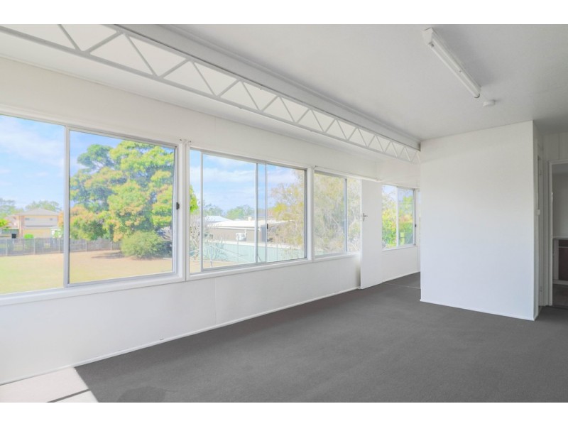 52 Long Street, Point Vernon QLD 4655