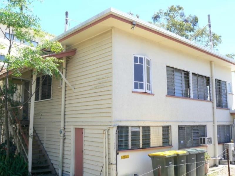 351 Esplanade, Scarness QLD 4655