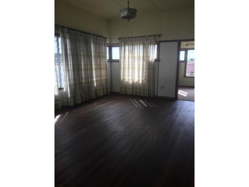 351 Esplanade, Scarness QLD 4655