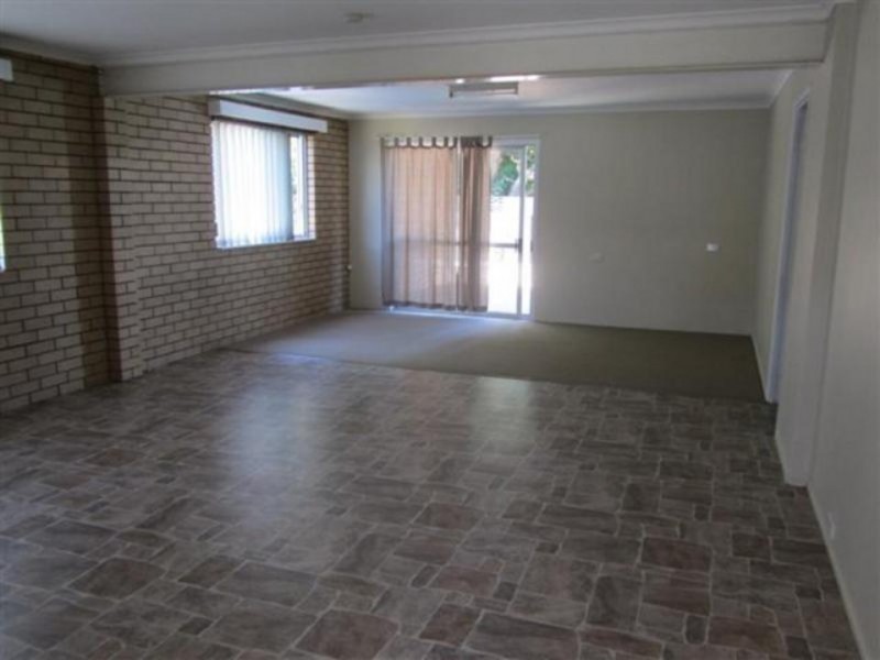 61 Hibiscus Street, Urangan QLD 4655