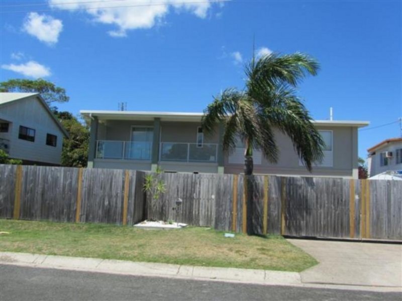 61 Hibiscus Street, Urangan QLD 4655