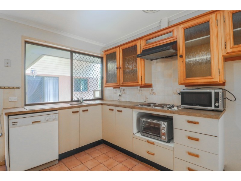 11 Andersen Avenue, Urraween QLD 4655