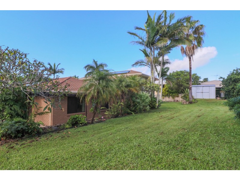 11 Andersen Avenue, Urraween QLD 4655