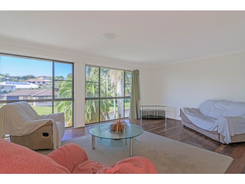 11 Andersen Avenue, Urraween QLD 4655