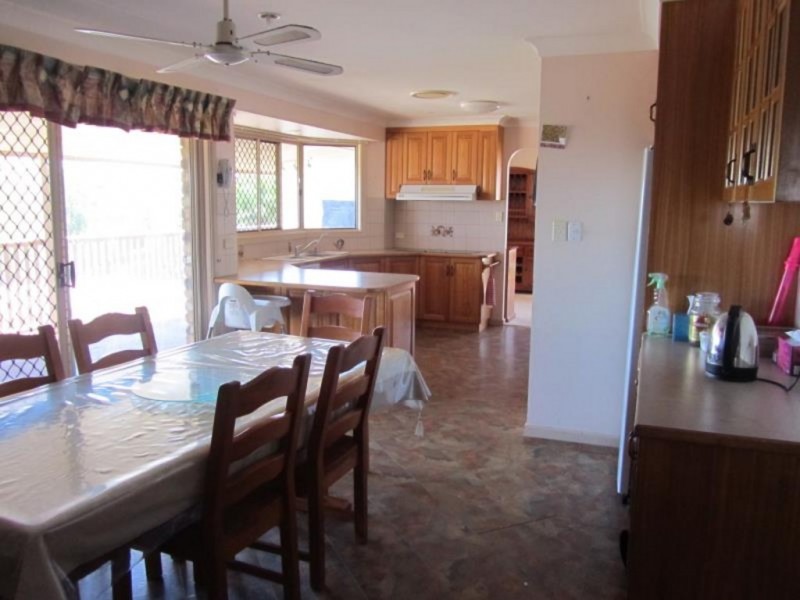 12 Maike Drive, Urraween QLD 4655