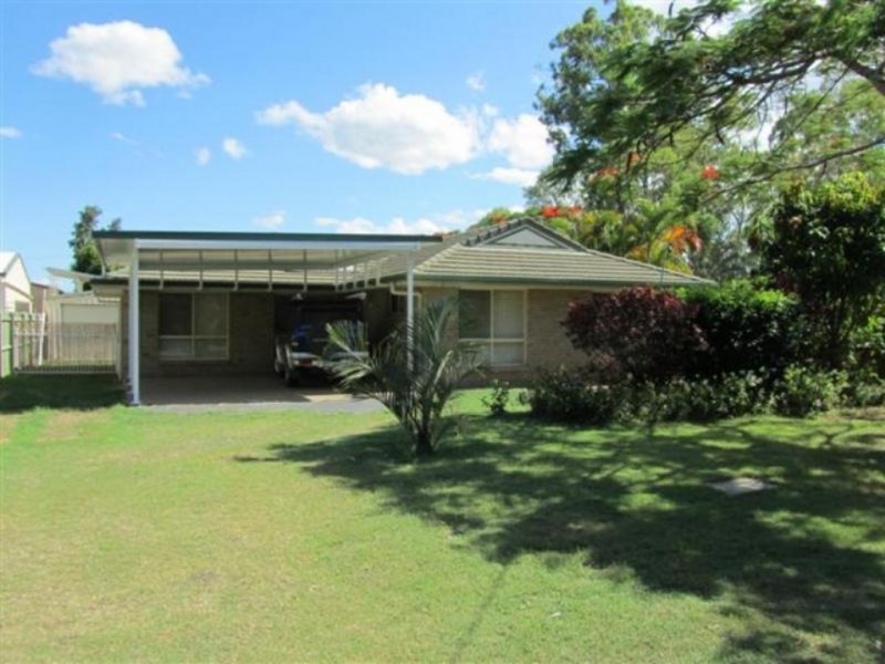 39 Kingfisher, Toogoom QLD 4655