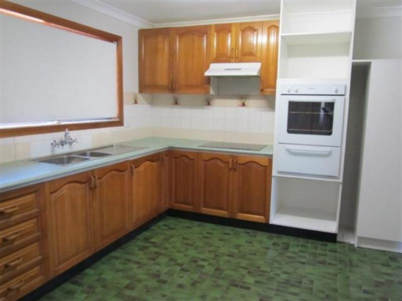 445 Boat Harbour Drive, Torquay QLD 4655