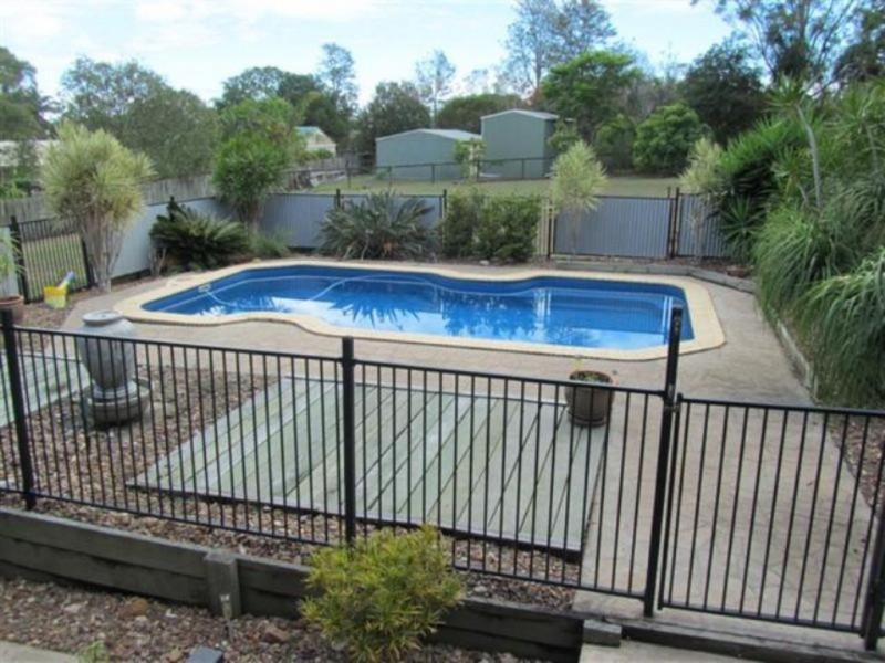 139 Christensen Street, Urraween QLD 4655