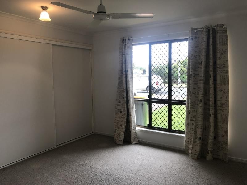 12 Wuruma Street, Scarness QLD 4655