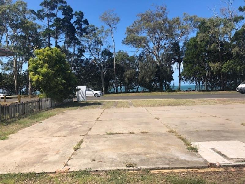 330 Esplanade, Scarness QLD 4655