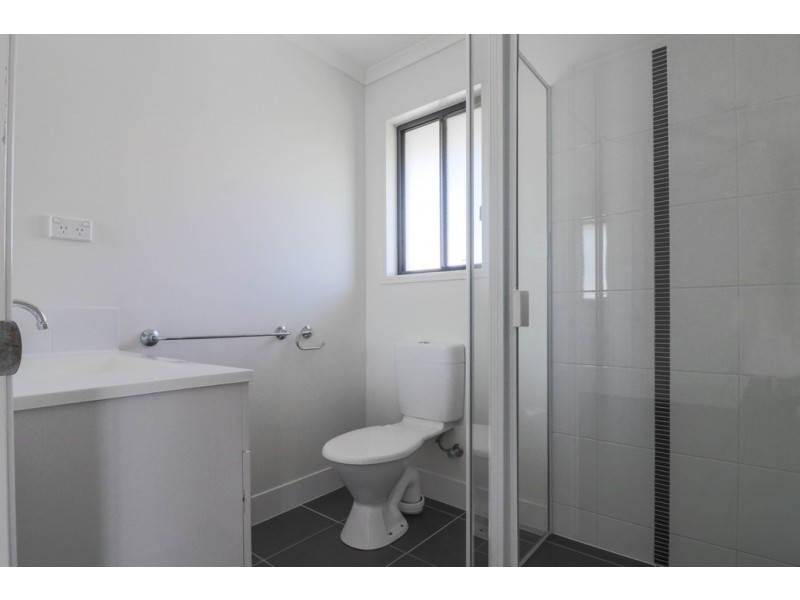 4 Magellan Circuit, Urraween QLD 4655