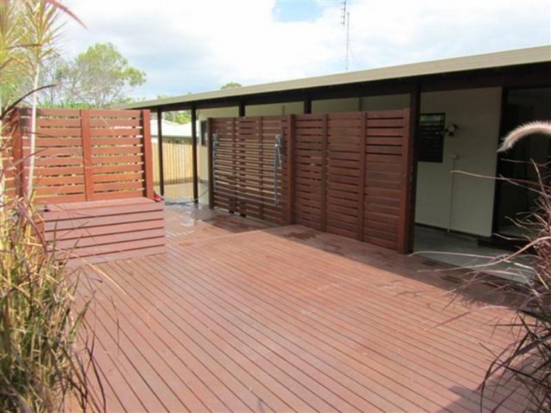 383 Boat Harbour Drive, Scarness QLD 4655