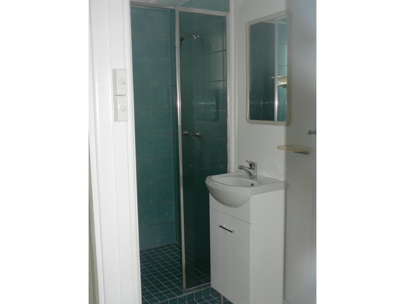 2/1-3 Margaret Street, Urangan QLD 4655