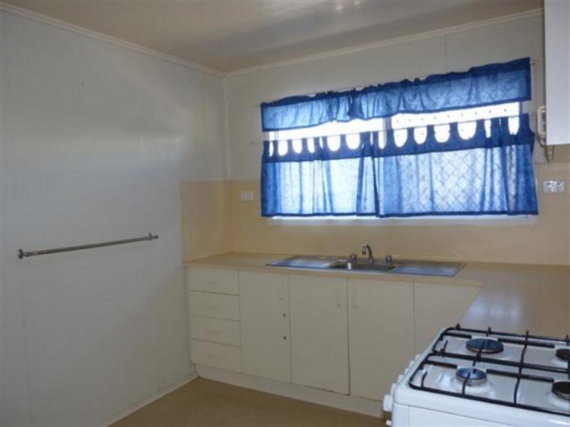 10 Rose Street, Pialba QLD 4655