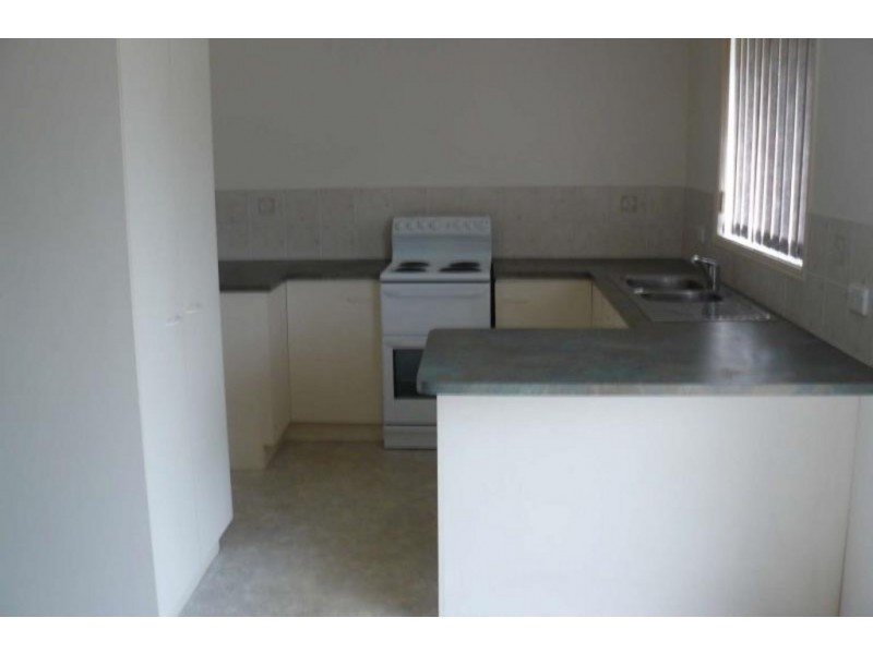 U4 40 Zephyr, Scarness QLD 4655