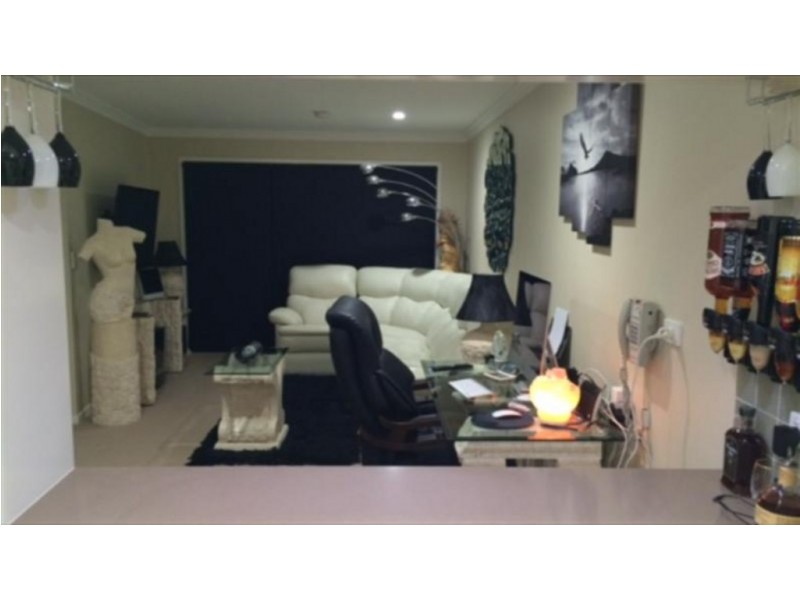 211/350 Esplanade, Scarness QLD 4655