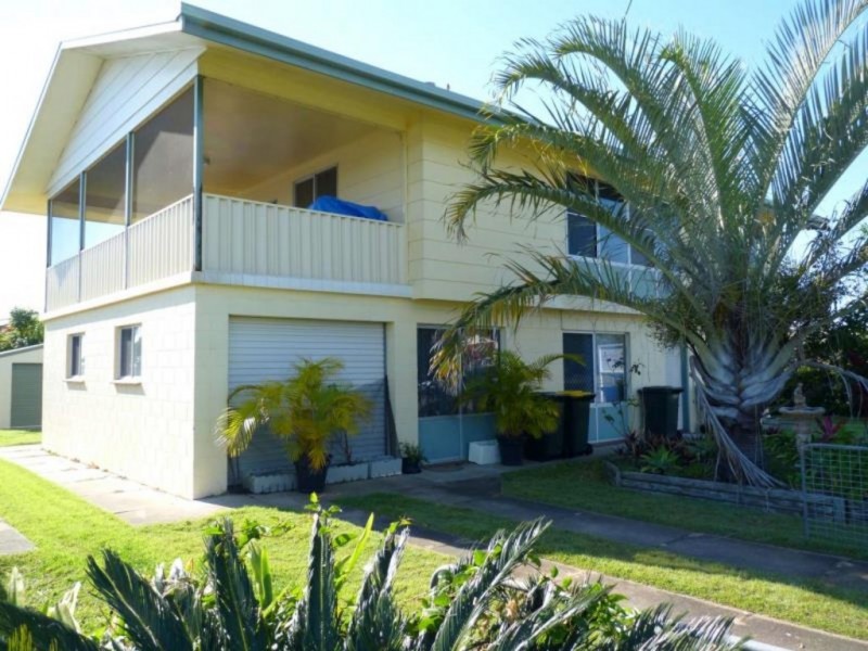 Unit 1/172 Long Street, Point Vernon QLD 4655