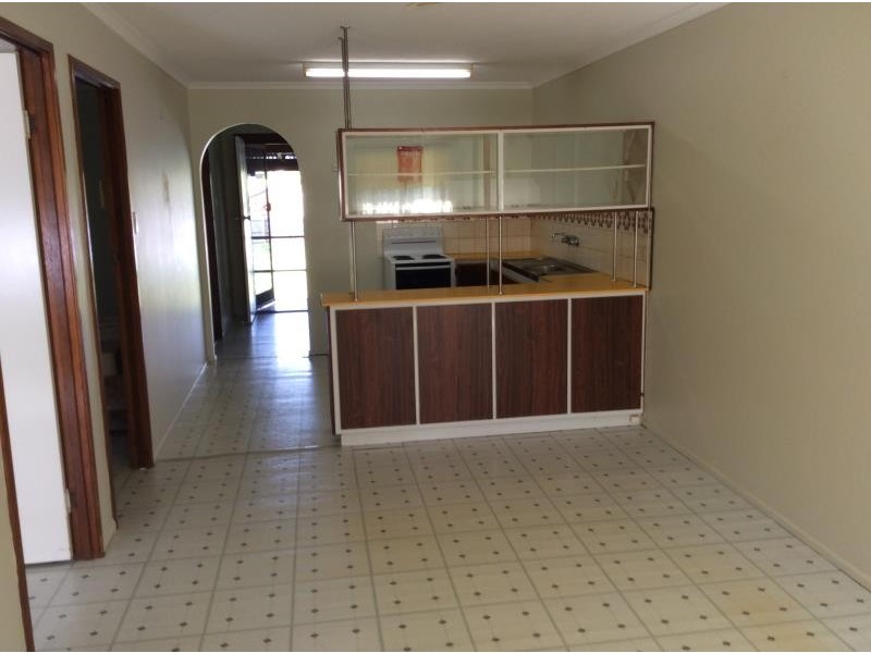 1/3 Urangan Street, Torquay QLD 4655