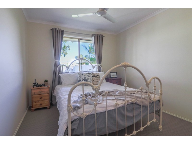 22 Aimee Drive, Urangan QLD 4655
