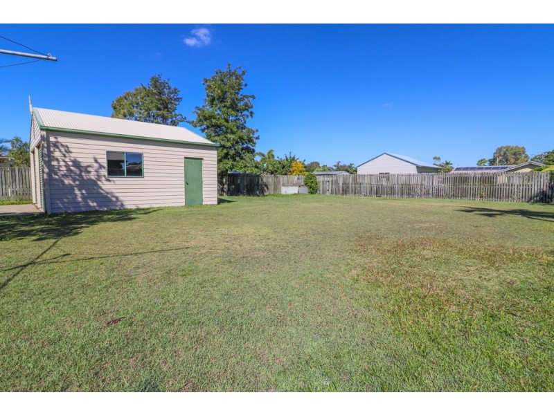 22 Aimee Drive, Urangan QLD 4655