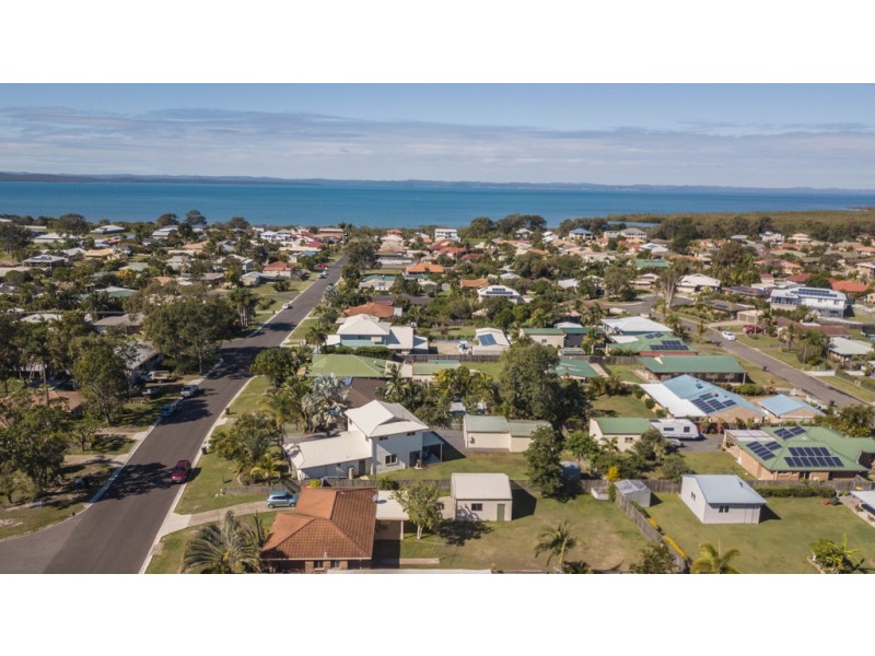 22 Aimee Drive, Urangan QLD 4655