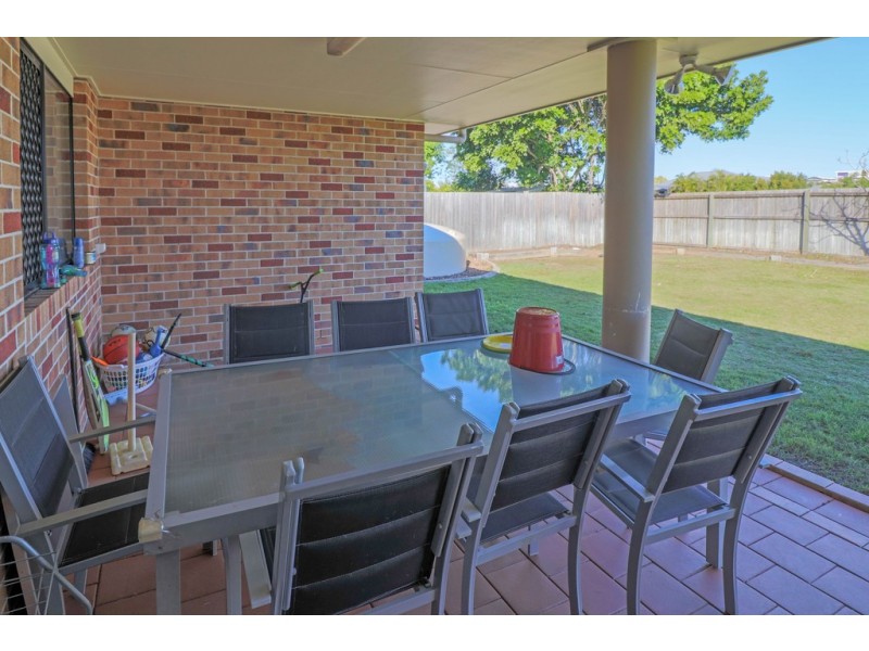 1 Rochester Court, Urraween QLD 4655