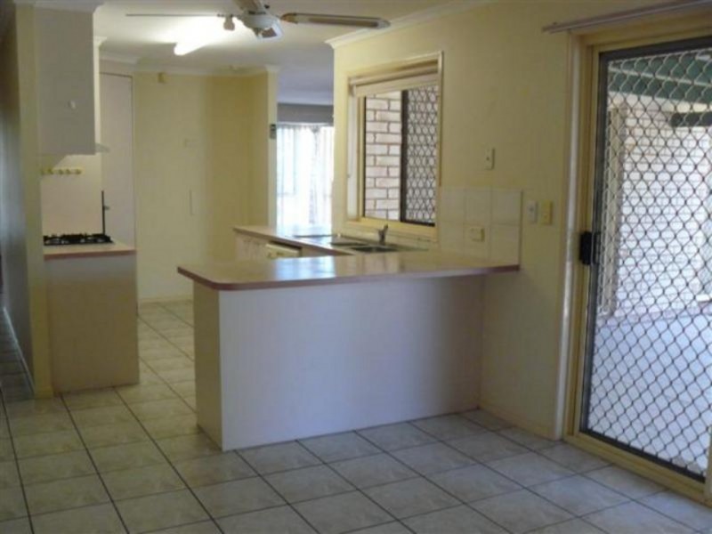 46 Bowerbird Avenue, Eli Waters QLD 4655