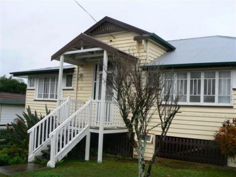 25 John Street, Scarness QLD 4655