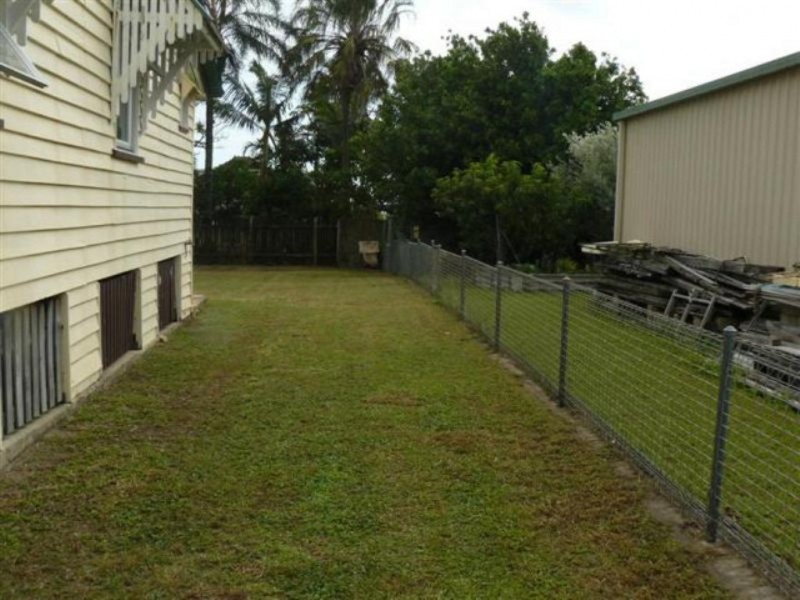 25 John Street, Scarness QLD 4655