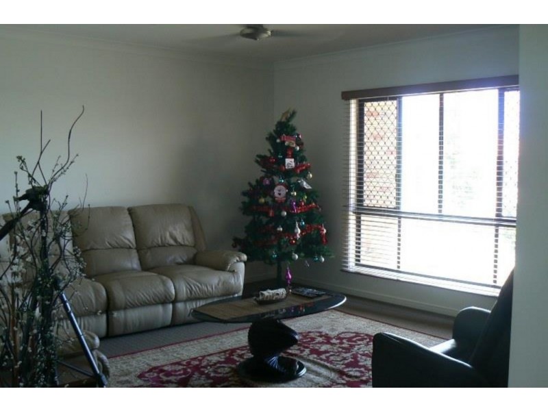 1 Rochester Court, Urraween QLD 4655