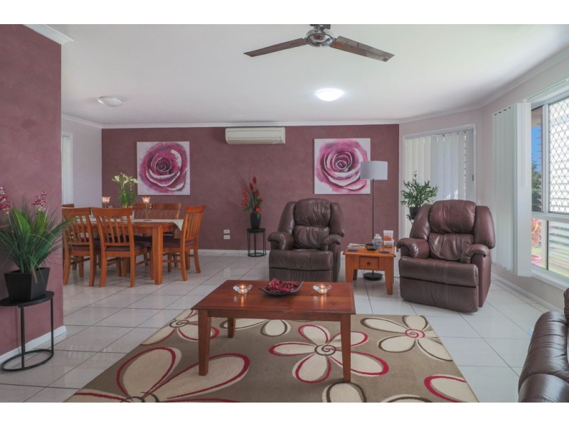 15 Bloodwood Ct, Kawungan QLD 4655