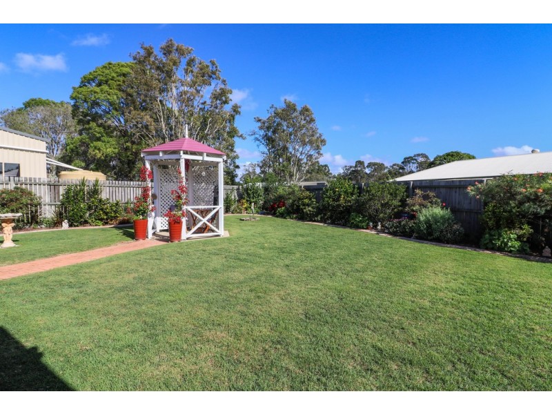 15 Bloodwood Ct, Kawungan QLD 4655