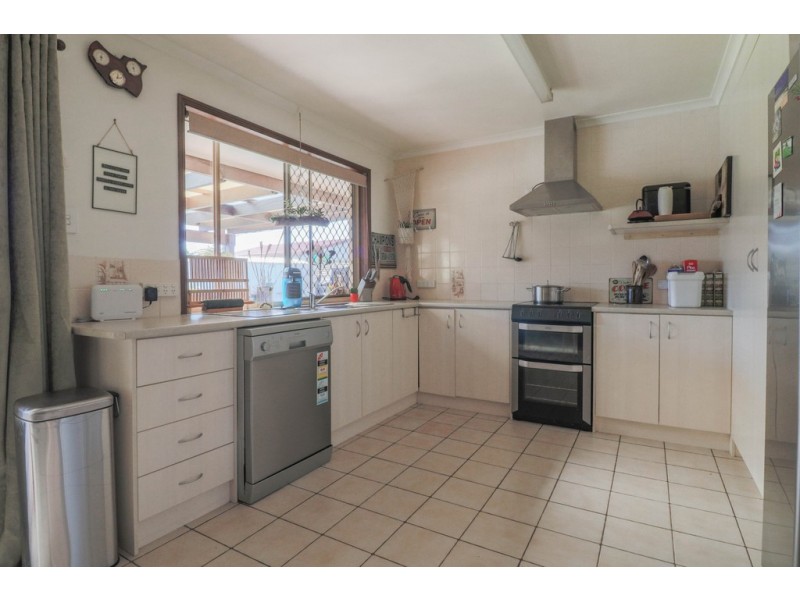 18 Caddy Avenue, Urraween QLD 4655