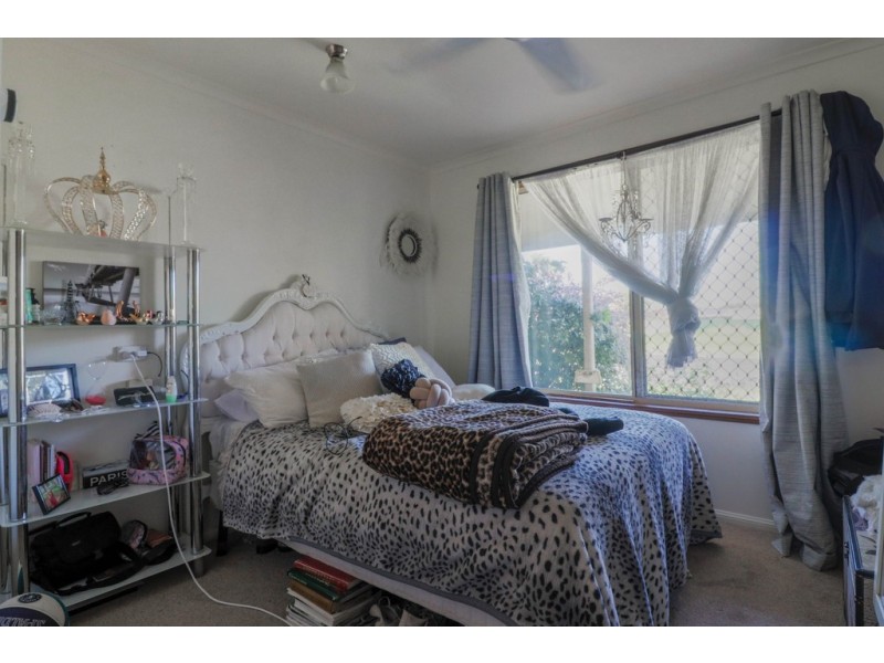 18 Caddy Avenue, Urraween QLD 4655