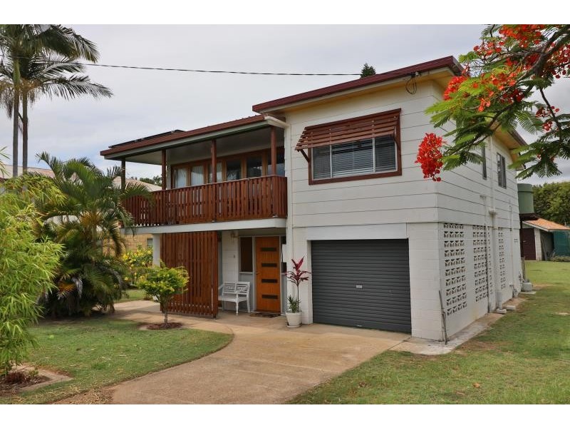 151 Cypress Street, Urangan QLD 4655